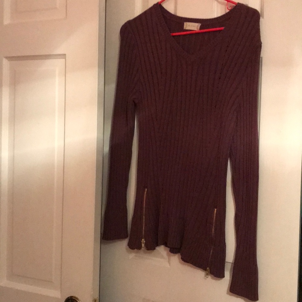 Altar’d state sweater